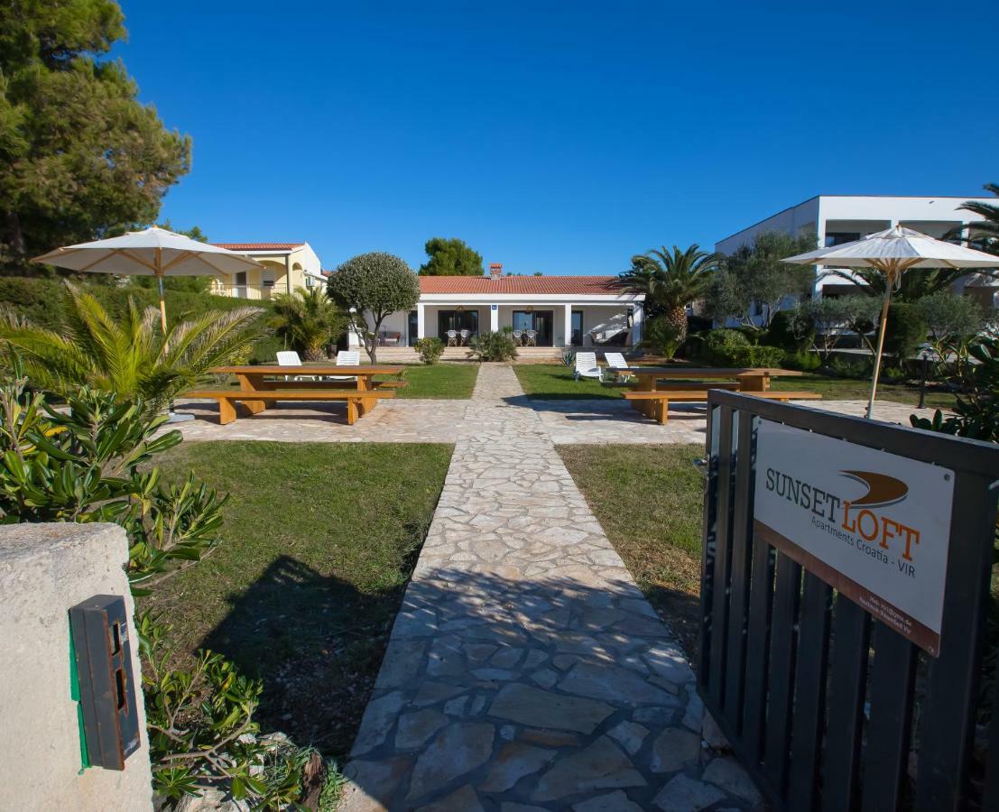 Sunsetloft Vir Apartment Екстериор снимка