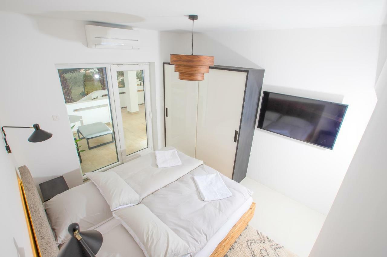 Sunsetloft Vir Apartment Екстериор снимка