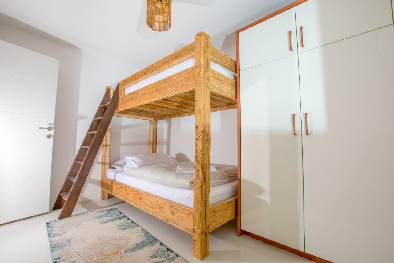 Sunsetloft Vir Apartment Екстериор снимка