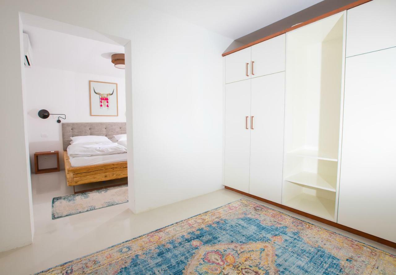 Sunsetloft Vir Apartment Екстериор снимка