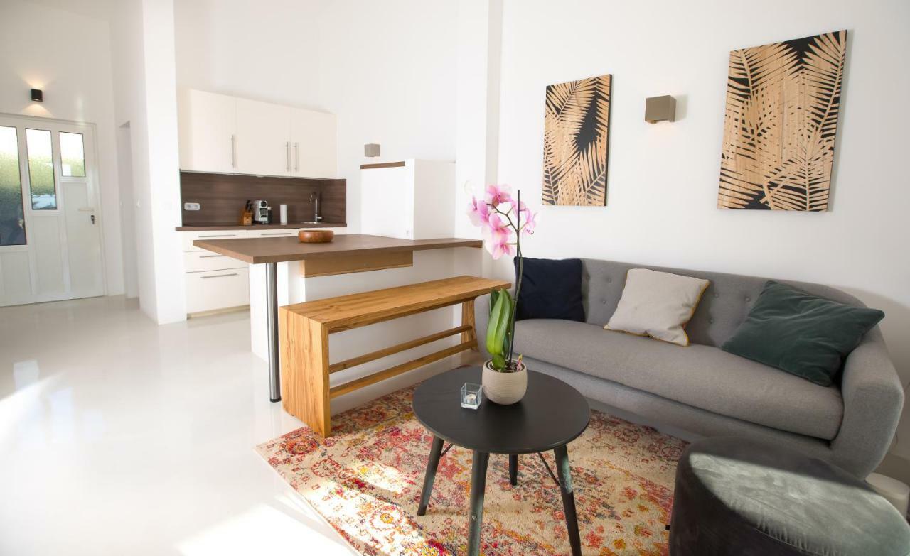 Sunsetloft Vir Apartment Екстериор снимка